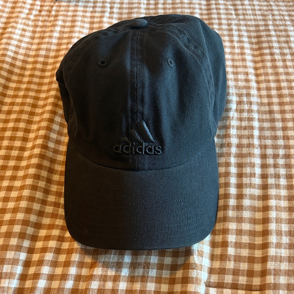 Adidas Classic Black Hat